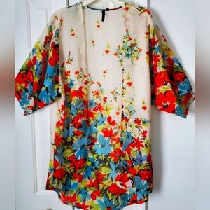 3 Hearts Floral Print Kimono. Womens size L Boho Beach